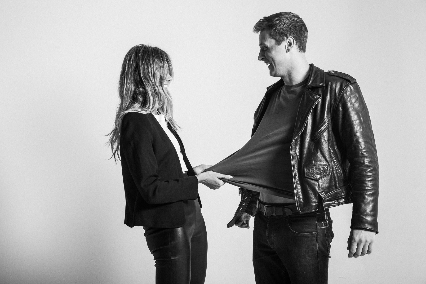 How to Measure a T-shirt to Find the Perfect Fit and Size - The Classic T-Shirt Company