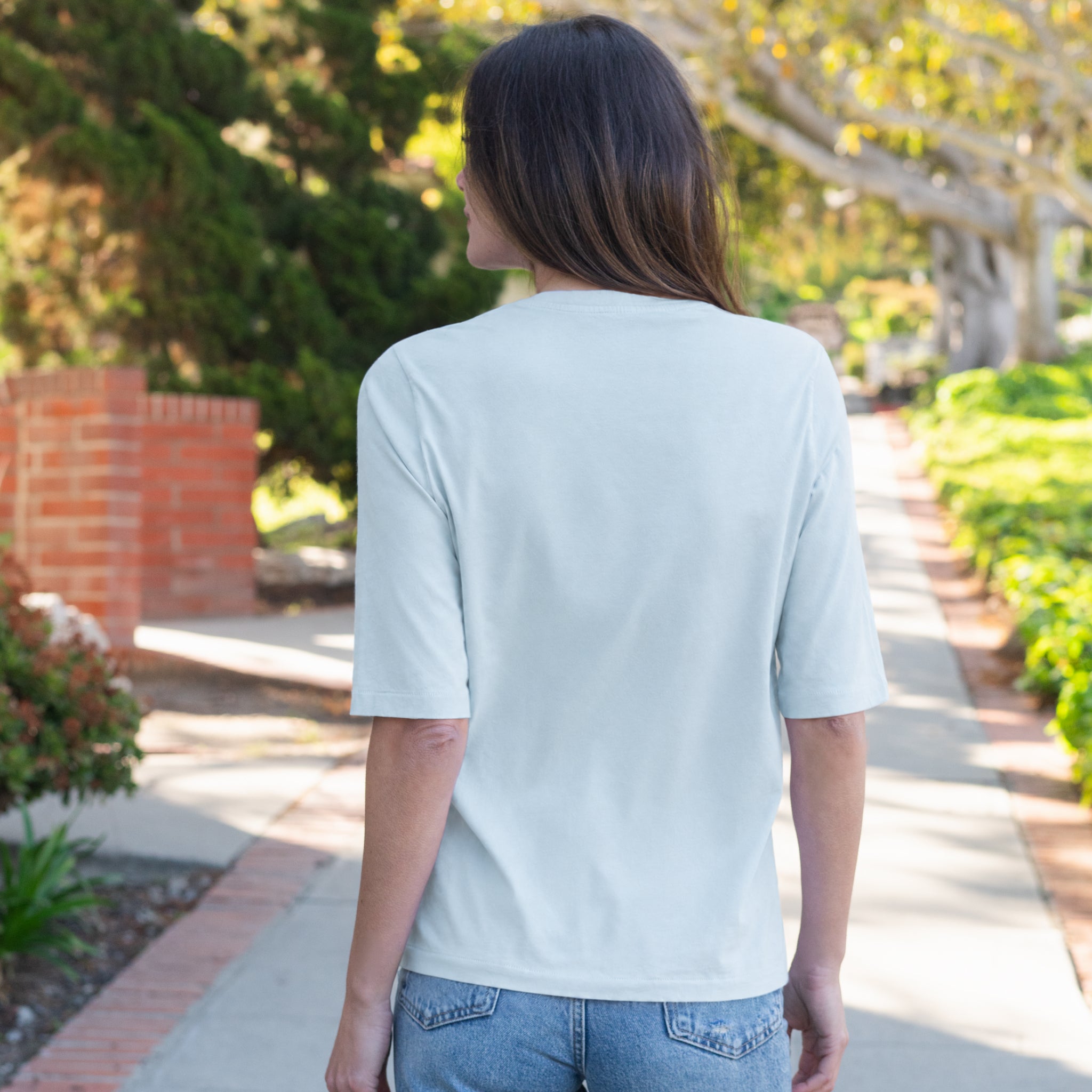 #color_sky-blue HW Elbow V Neck Back