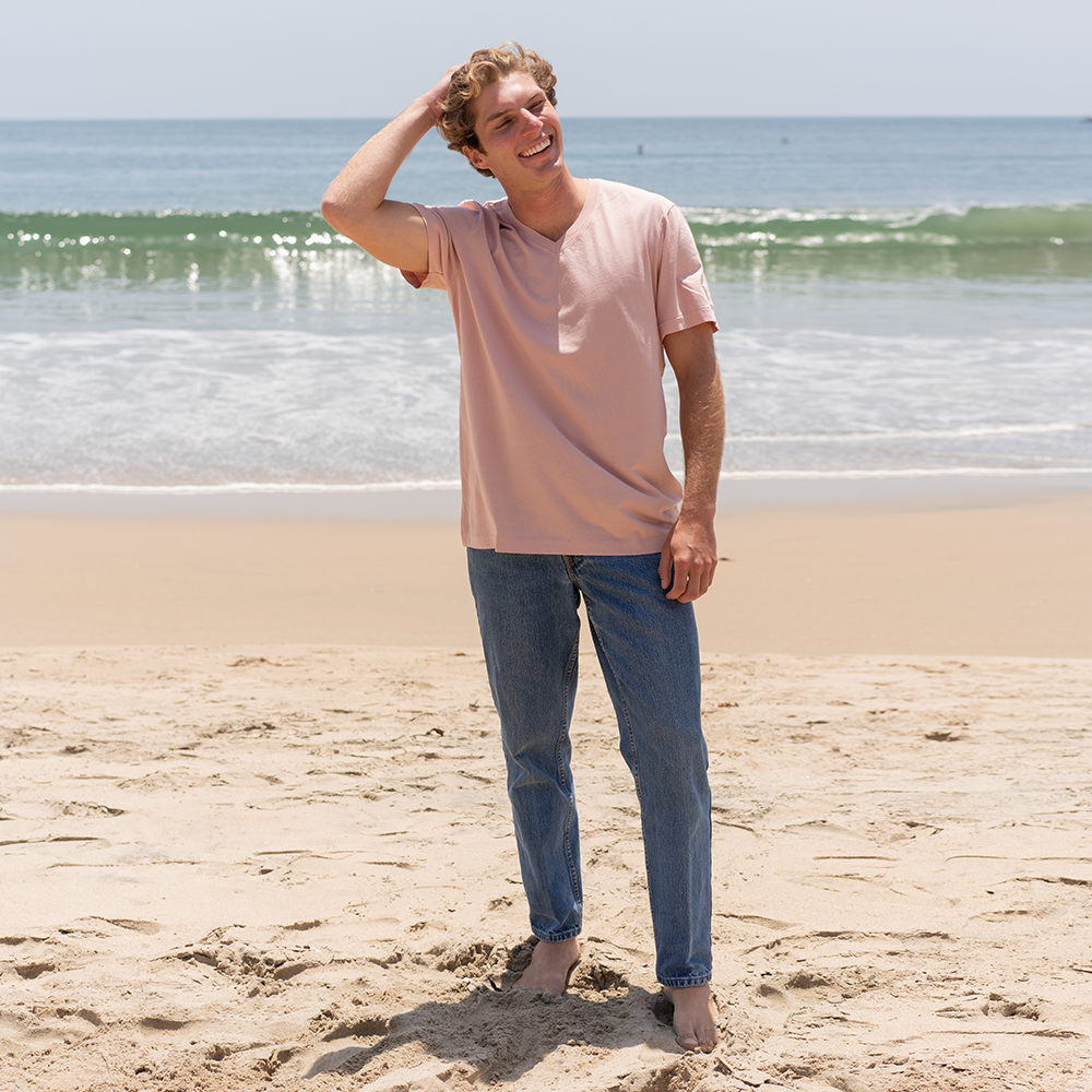 #color_blush organic cotton V-Neck t-shirt Full-view