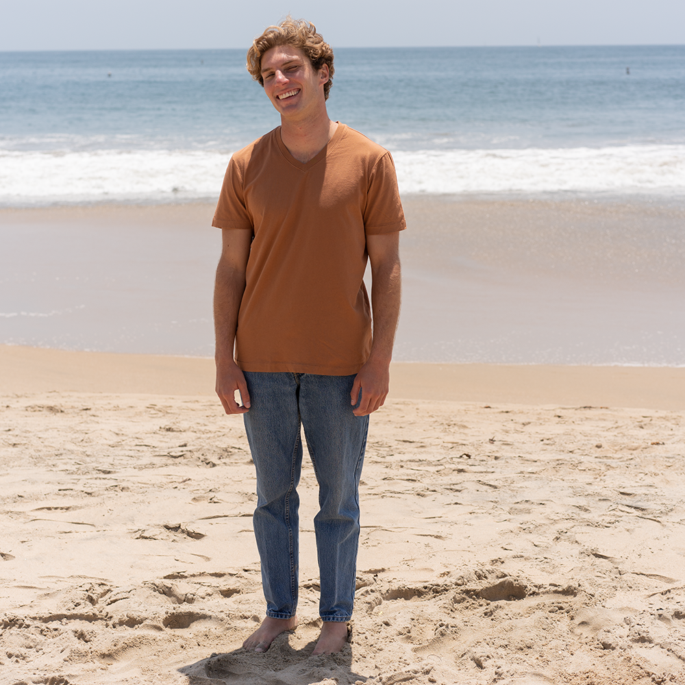 #color_copper organic cotton V-Neck t-shirt Full-view