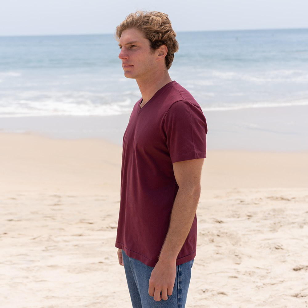 #color_burgundy organic cotton V-Neck t-shirt Side