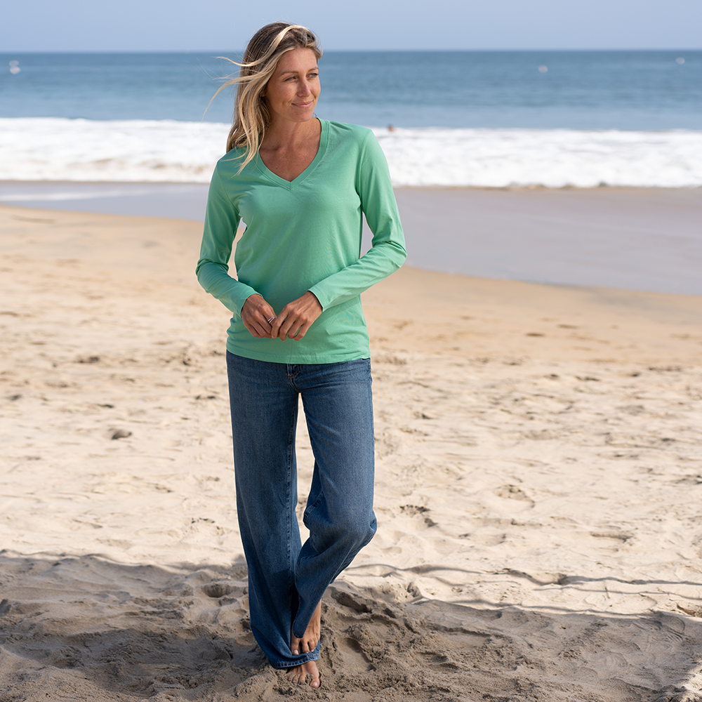 #color_light-green Womens Long Sleeve V Neck Full-view