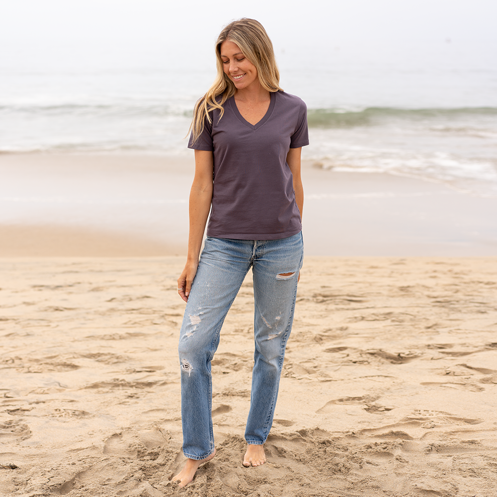 #color_faded-purple organic cotton V-Neck t-shirt Full-view