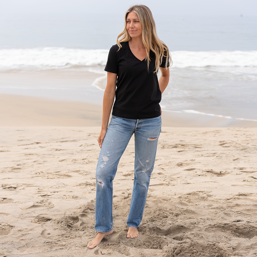 #color_black organic cotton V-Neck t-shirt Full-view