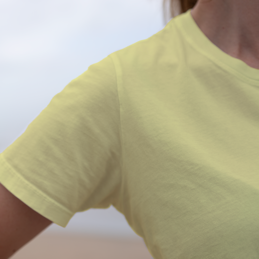 #color_yellow organic cotton t-shirt Close up