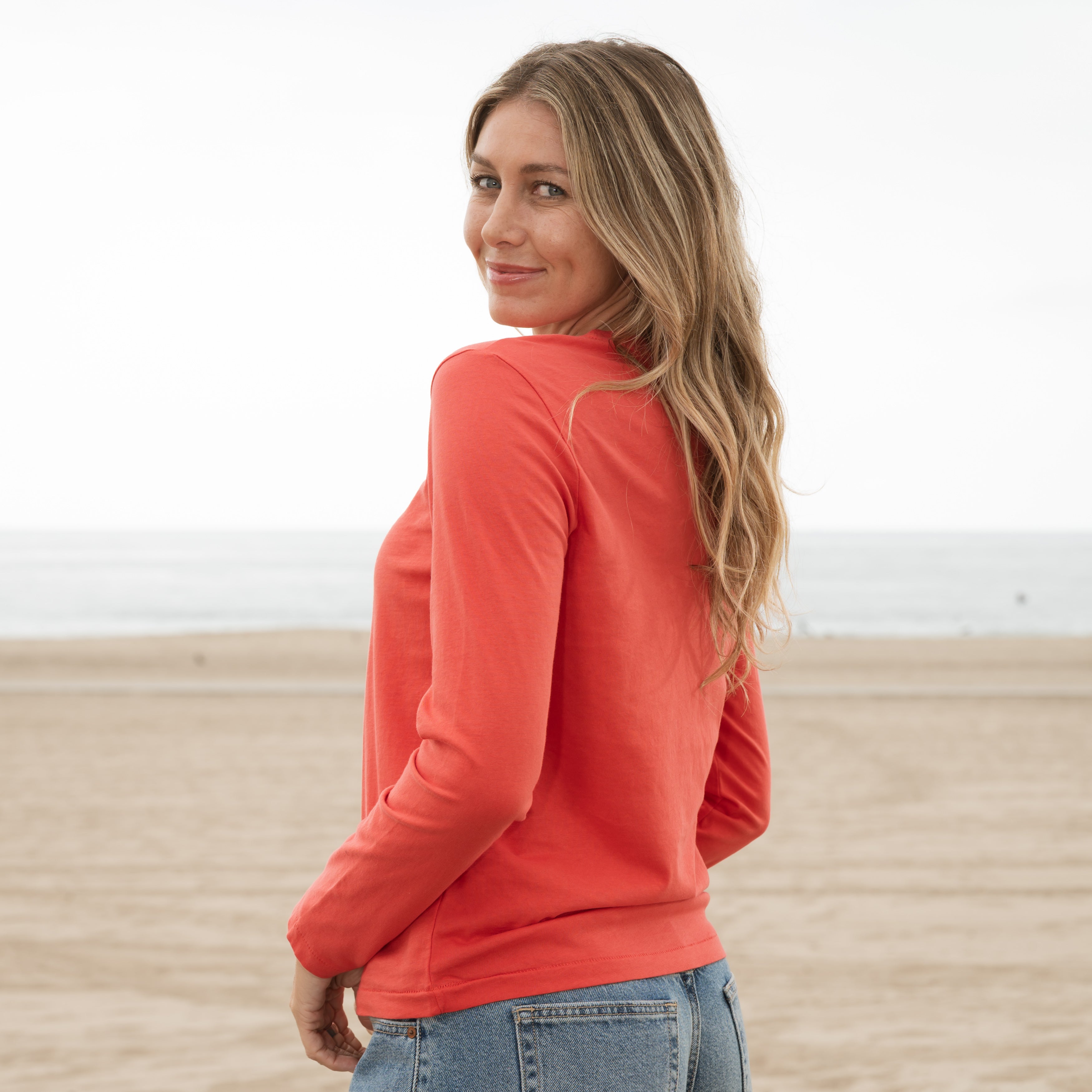 #Color_red Womens Long Sleeve Crew Neck Back