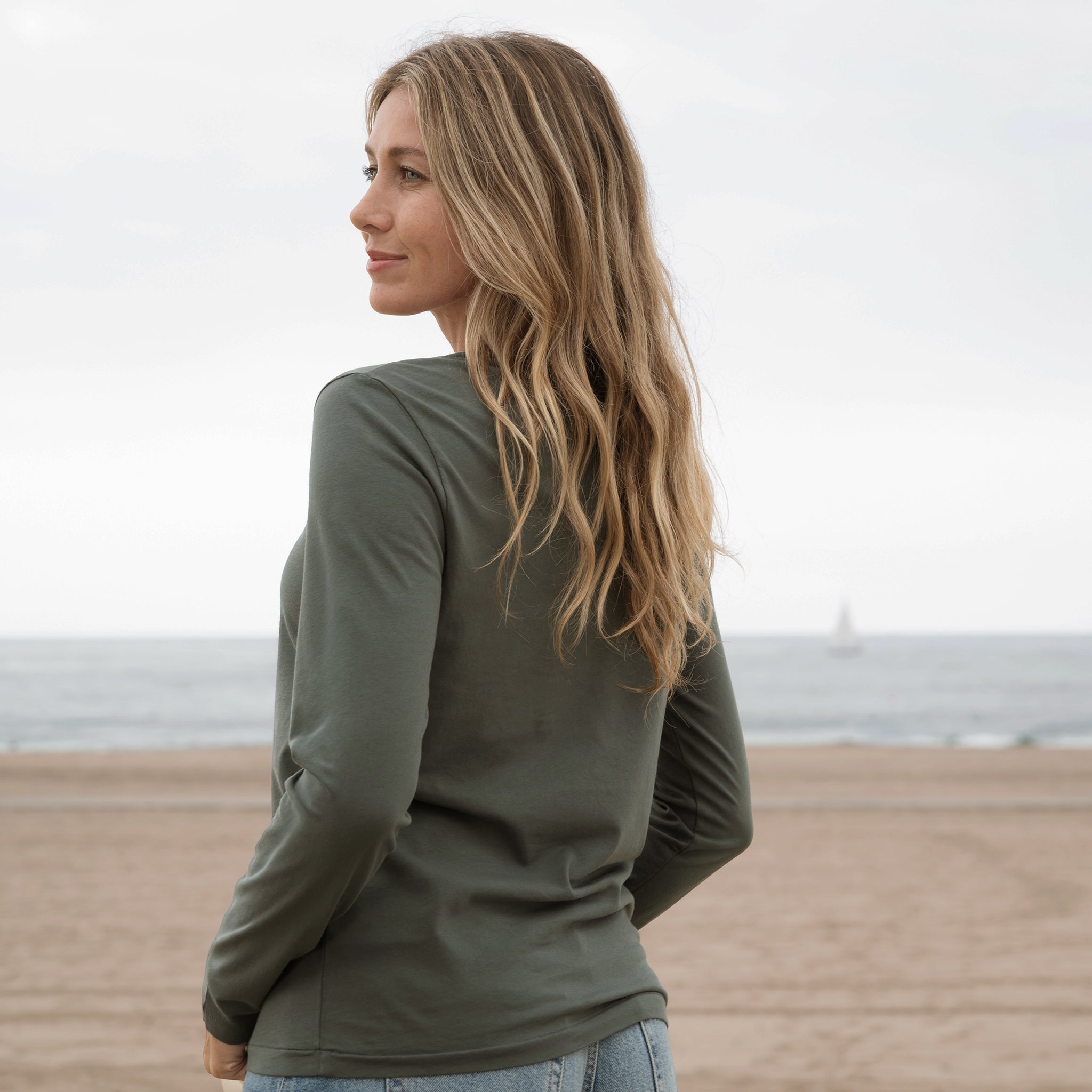 #color_forest-green Womens Long Sleeve V Neck