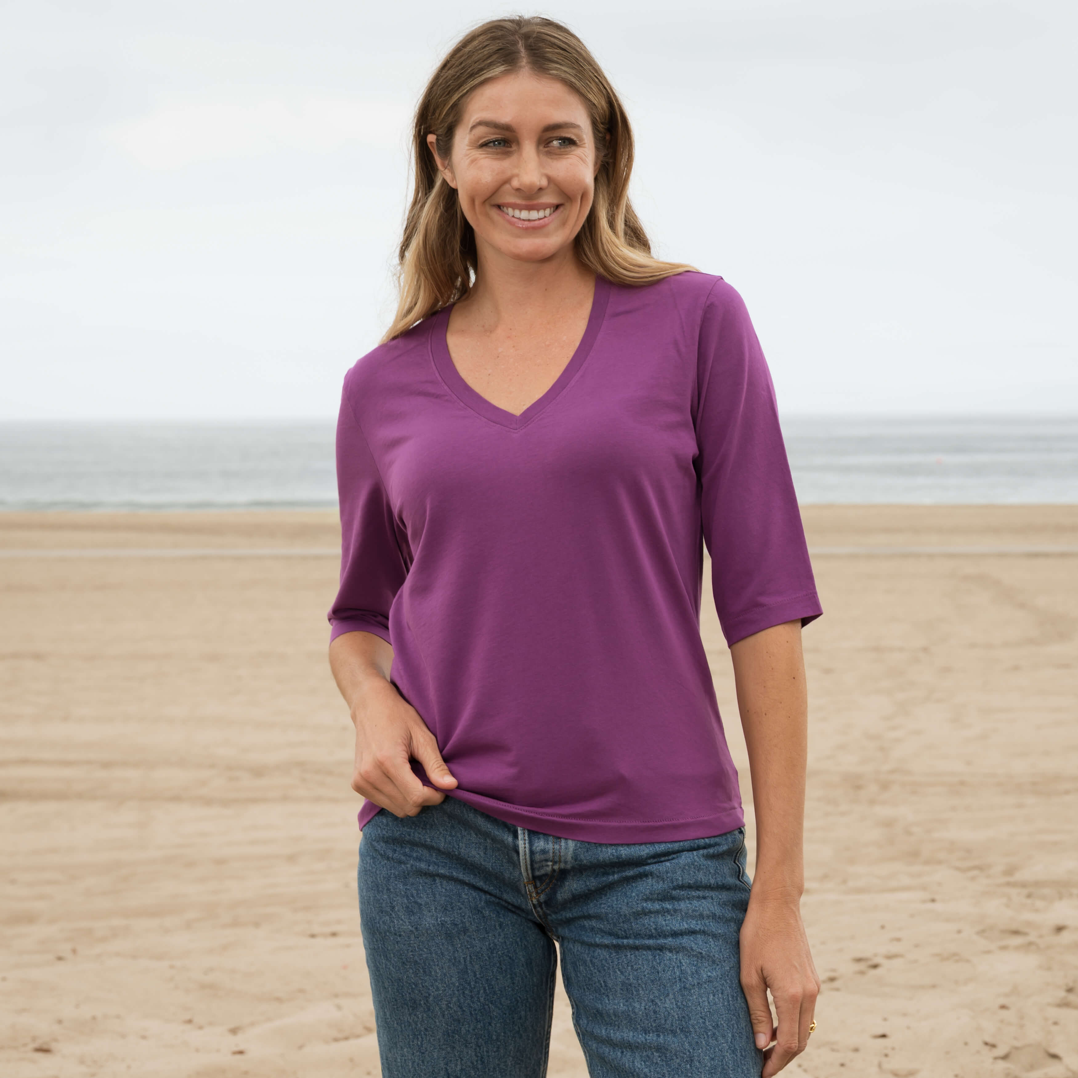 #color_plum Elbow Sleeve V-Neck