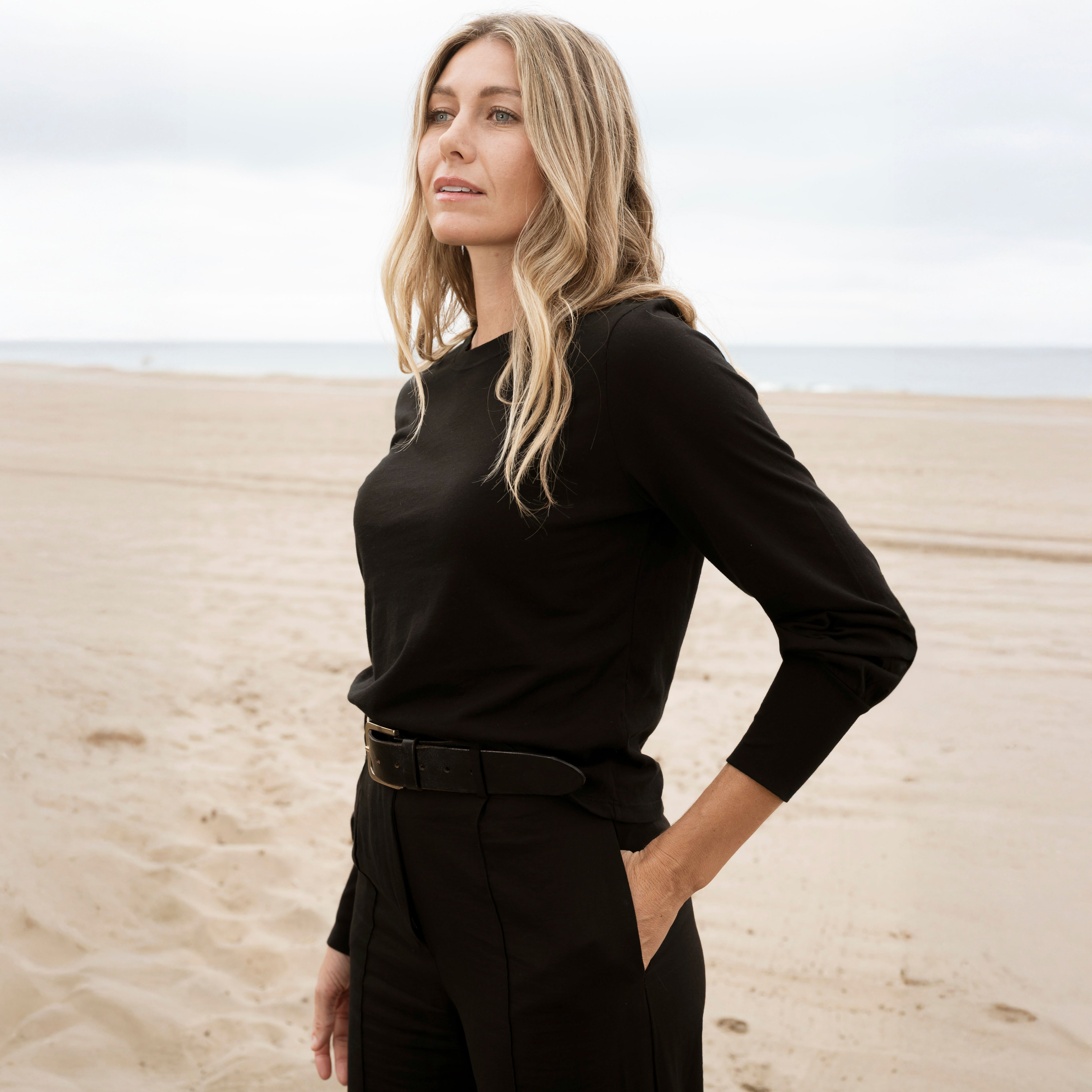 #color_black Women Long Sleeve Ribbed Sleeve Cuffs Side