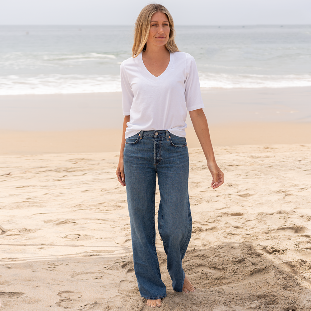 #color_white Elbow Sleeve V-neck Full