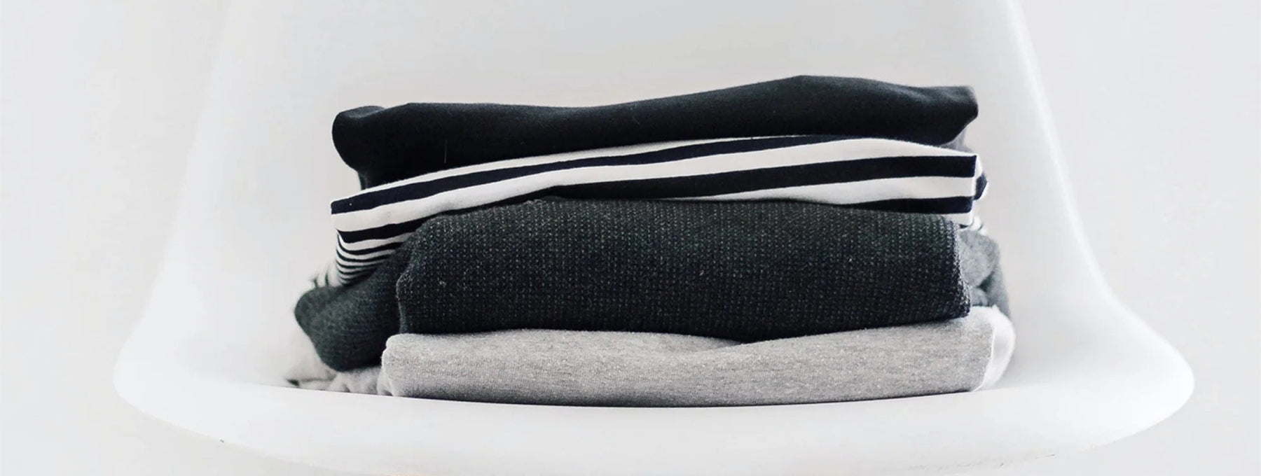 Benefits of Curating a Sustainably-Made Minimalist Wardrobe