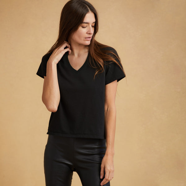 black Short Box Tee V Neck Front
