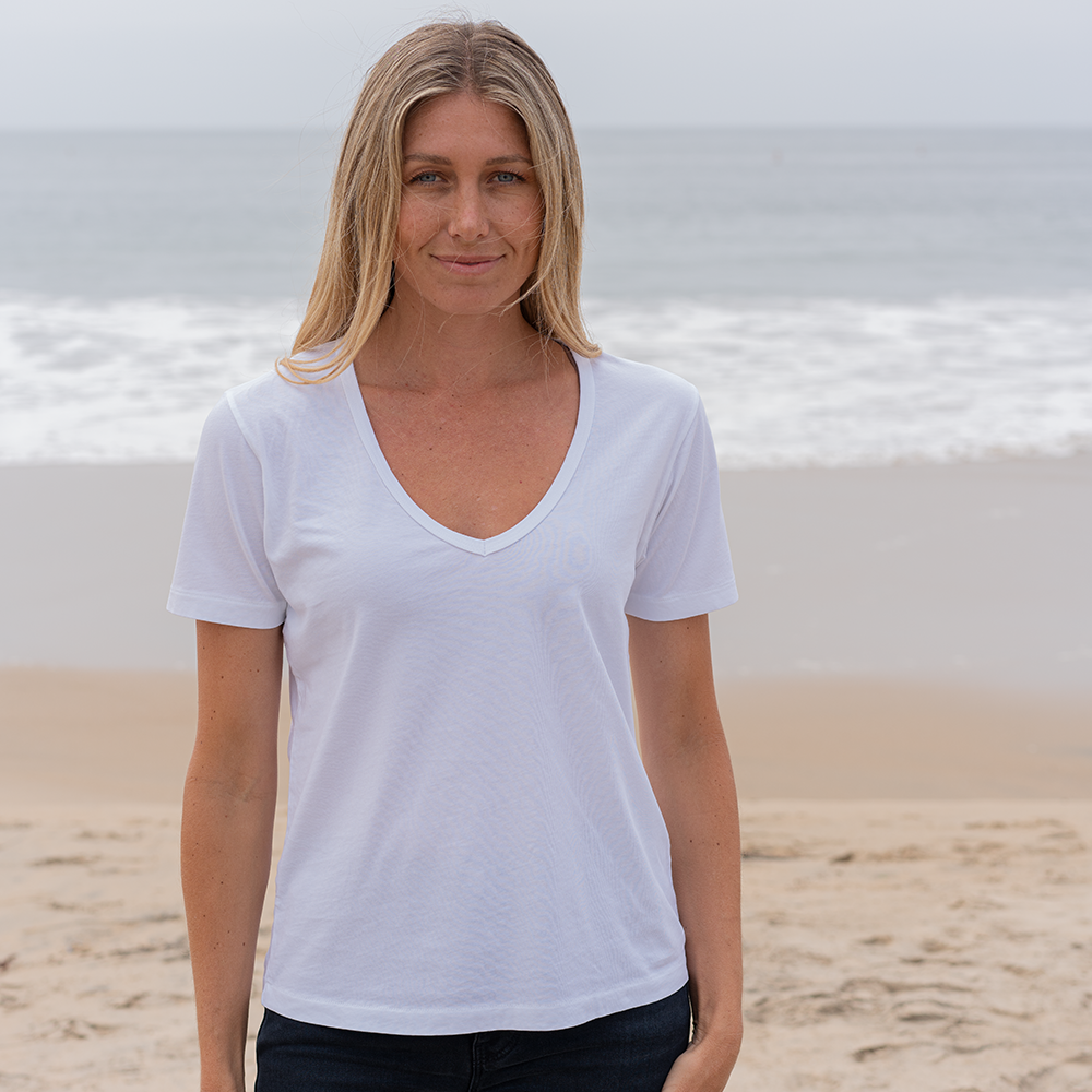 #color_white organic cotton Short Sleeve Deep V-neck t-shirt Front