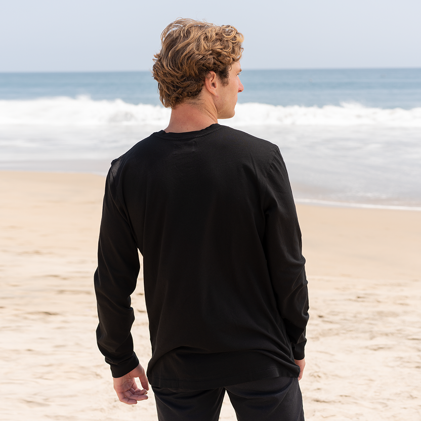 Mens long sleeve V-neck Classic T-Shirt