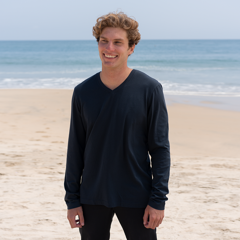 Mens long sleeve V-neck Classic T-Shirt