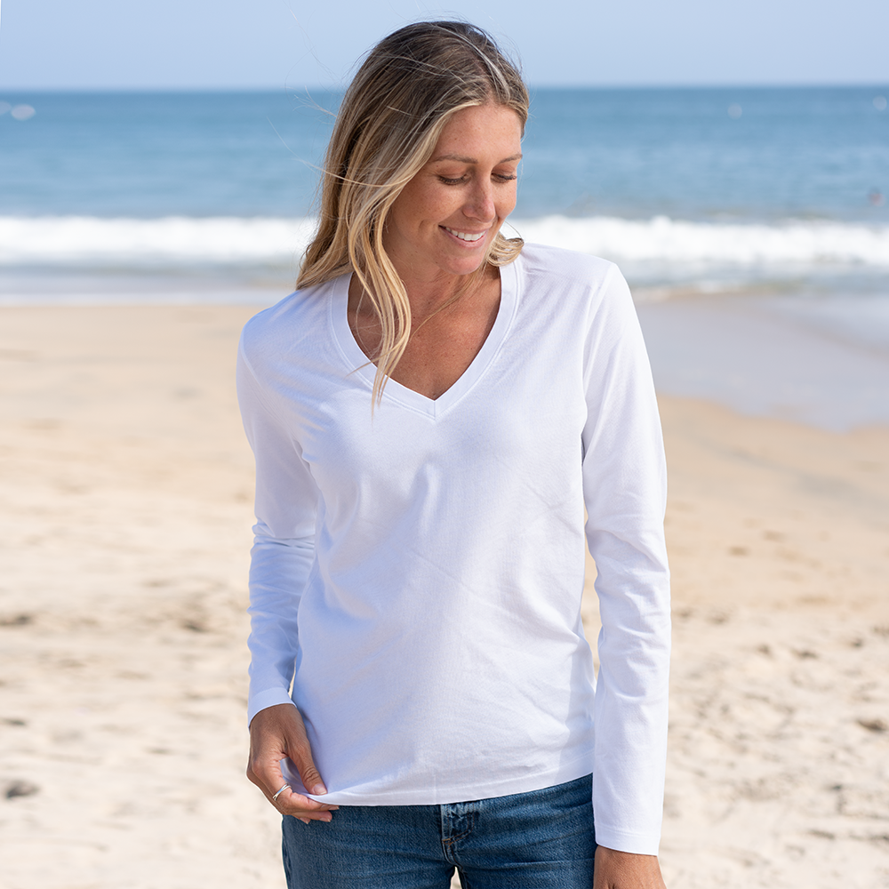#color_white Womens Long Sleeve V Neck Front