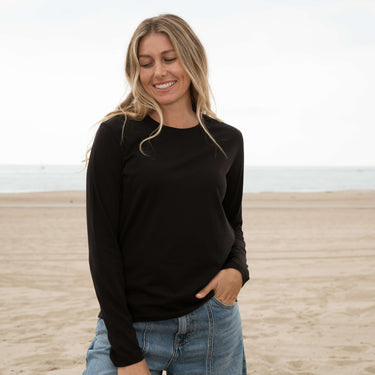 #color_black organic cotton Long Sleeve crewneck t-shirt  Front