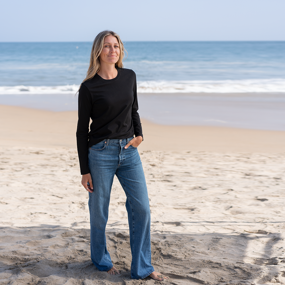 #color_black organic cotton Long Sleeve crewneck t-shirt