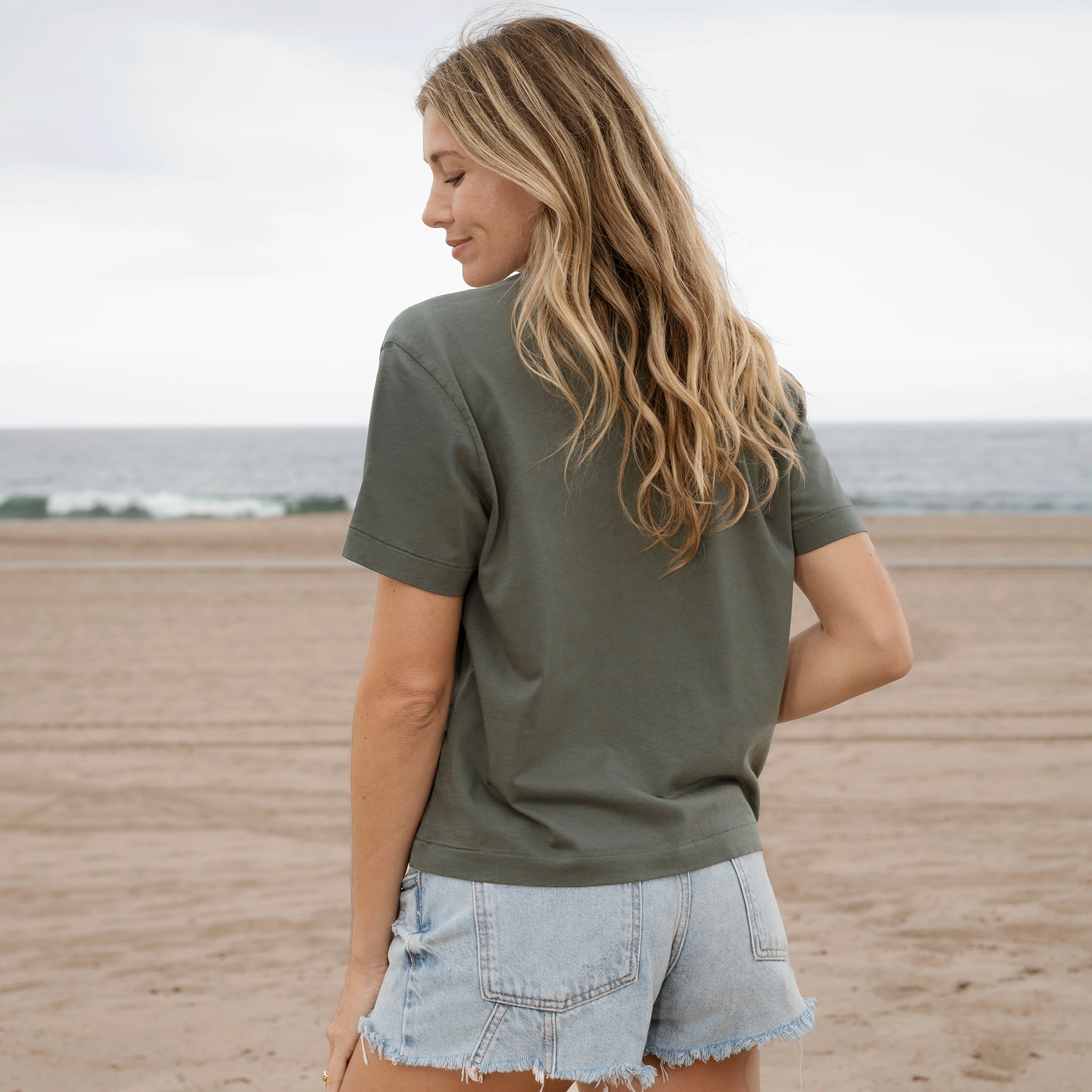 #color_forest-green Box tee crew neck Back