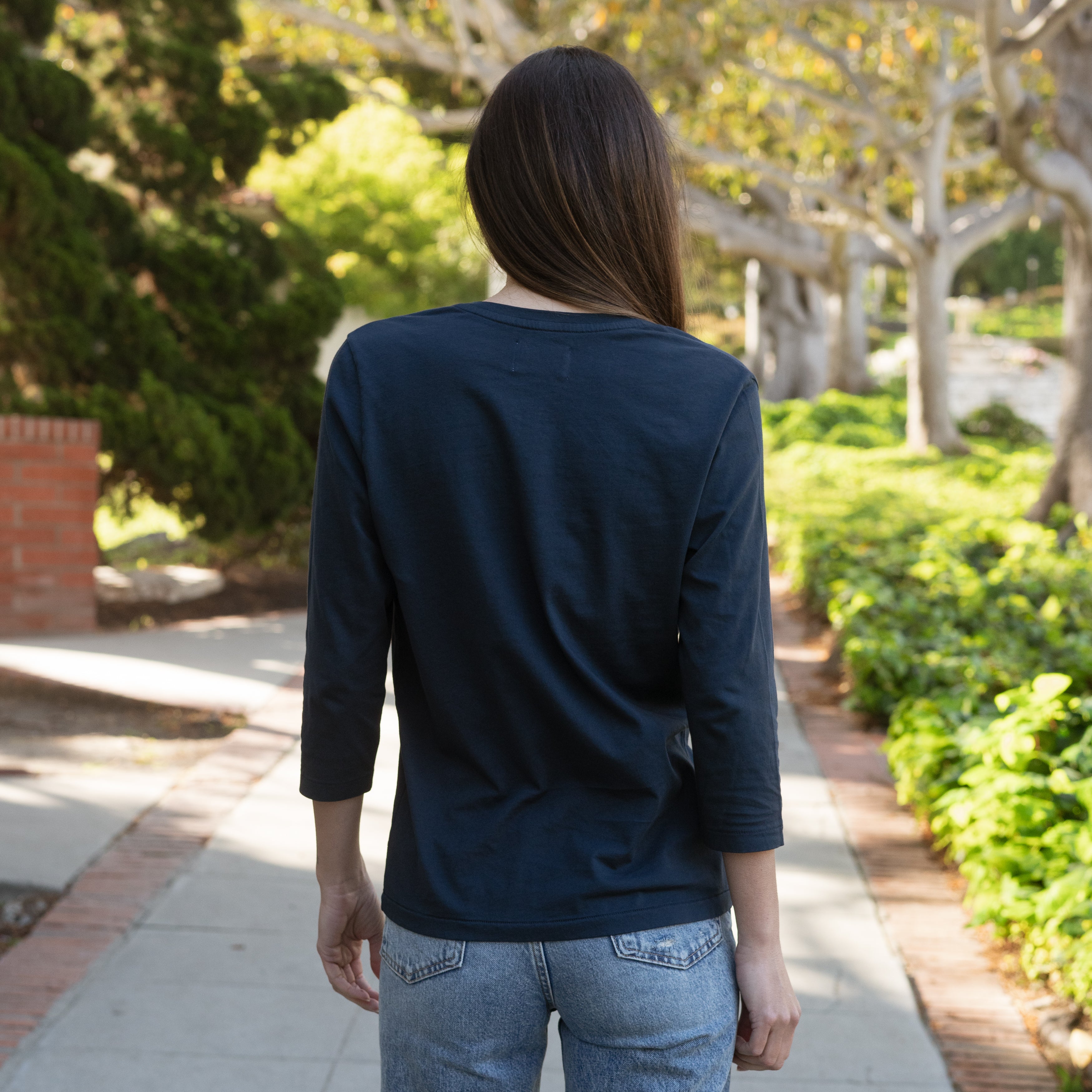 #color_navy-blue 3/4 Sleeve Crew Neck Back
