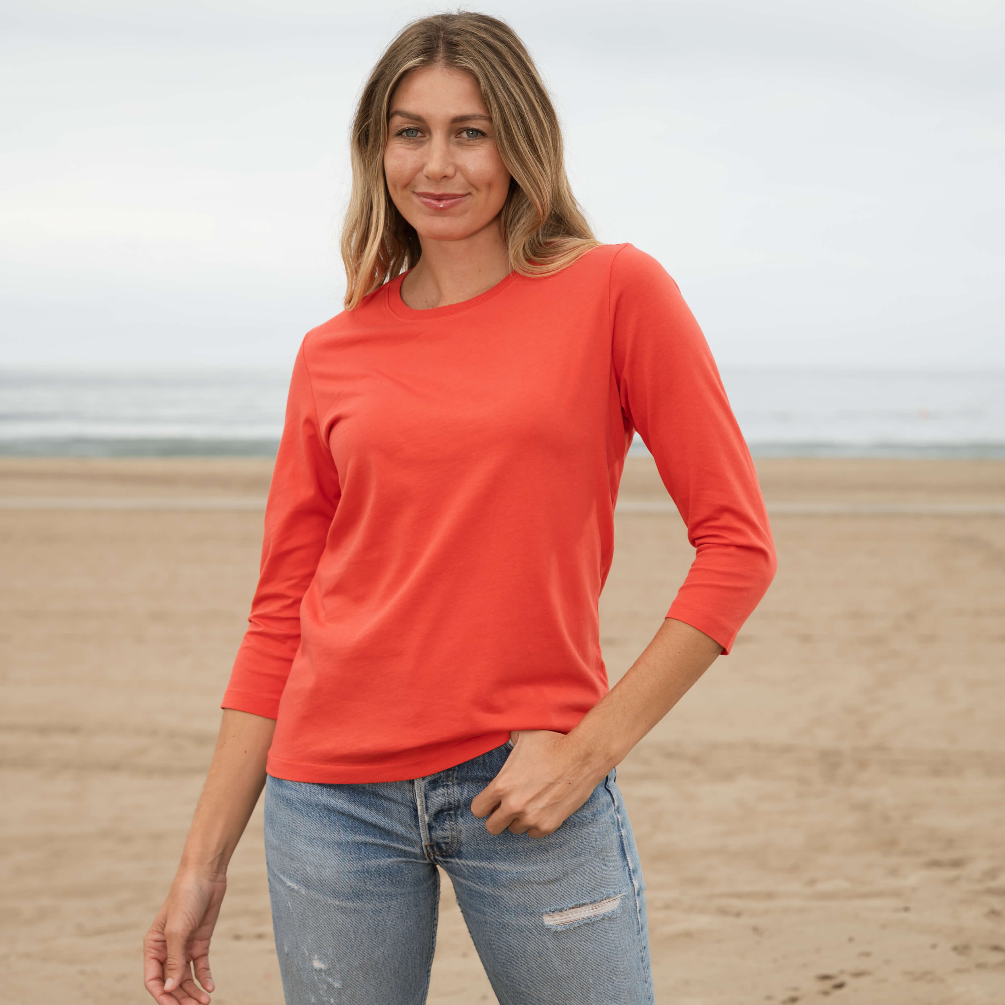 #color_red 3/4 Sleeve Crew Neck