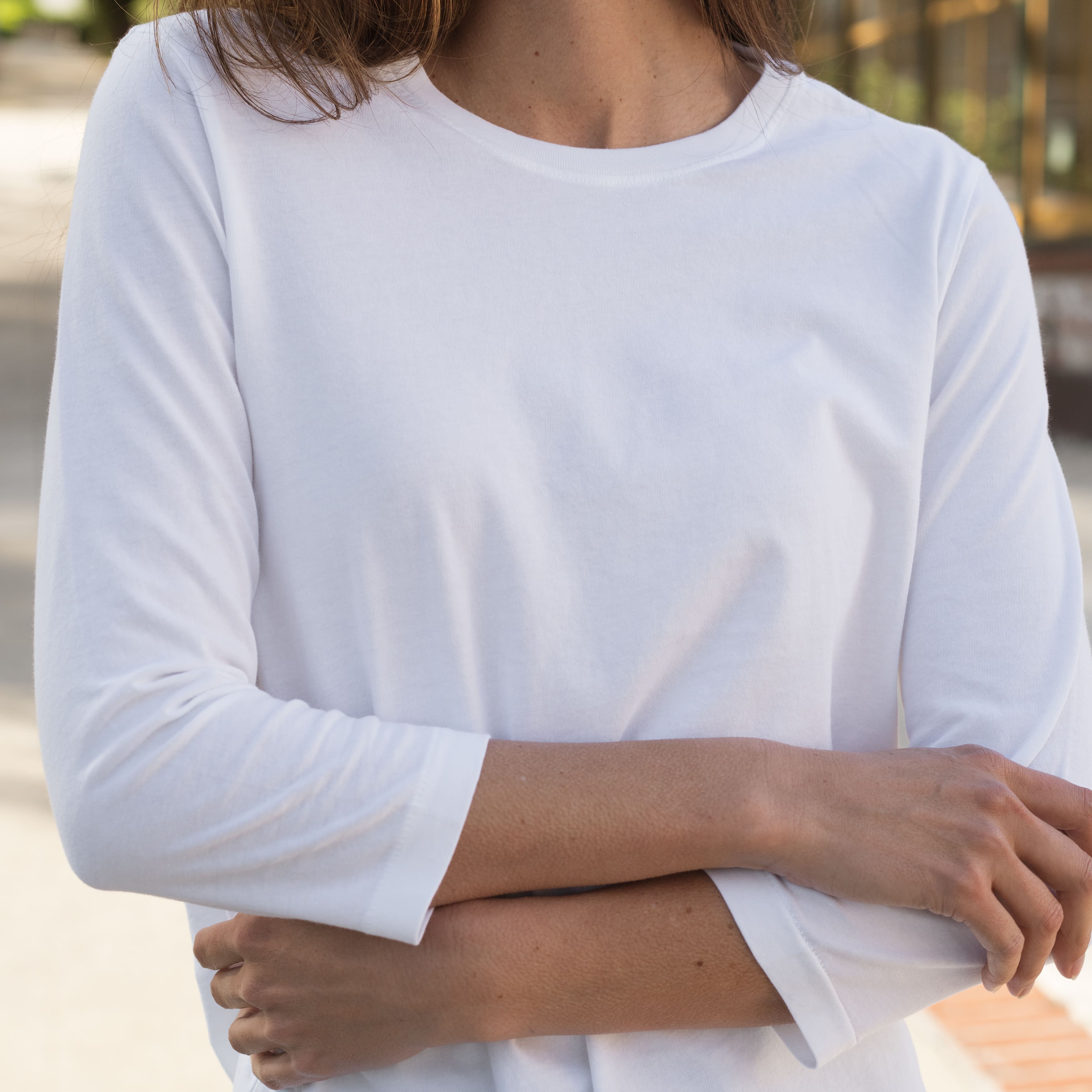 #color_white 3/4 Sleeve Crew Neck Close View