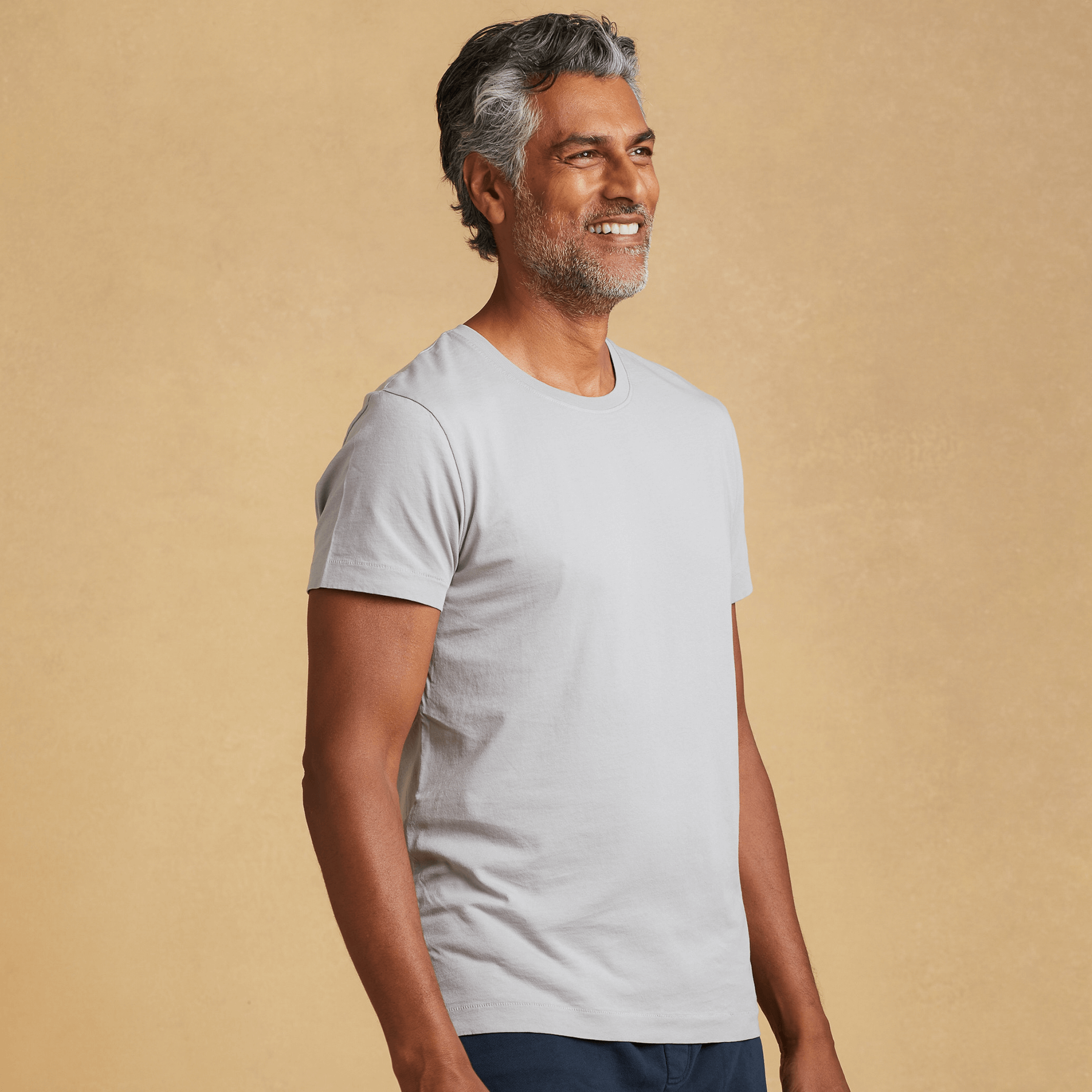 #color_light-grey organic cotton t-shirt 