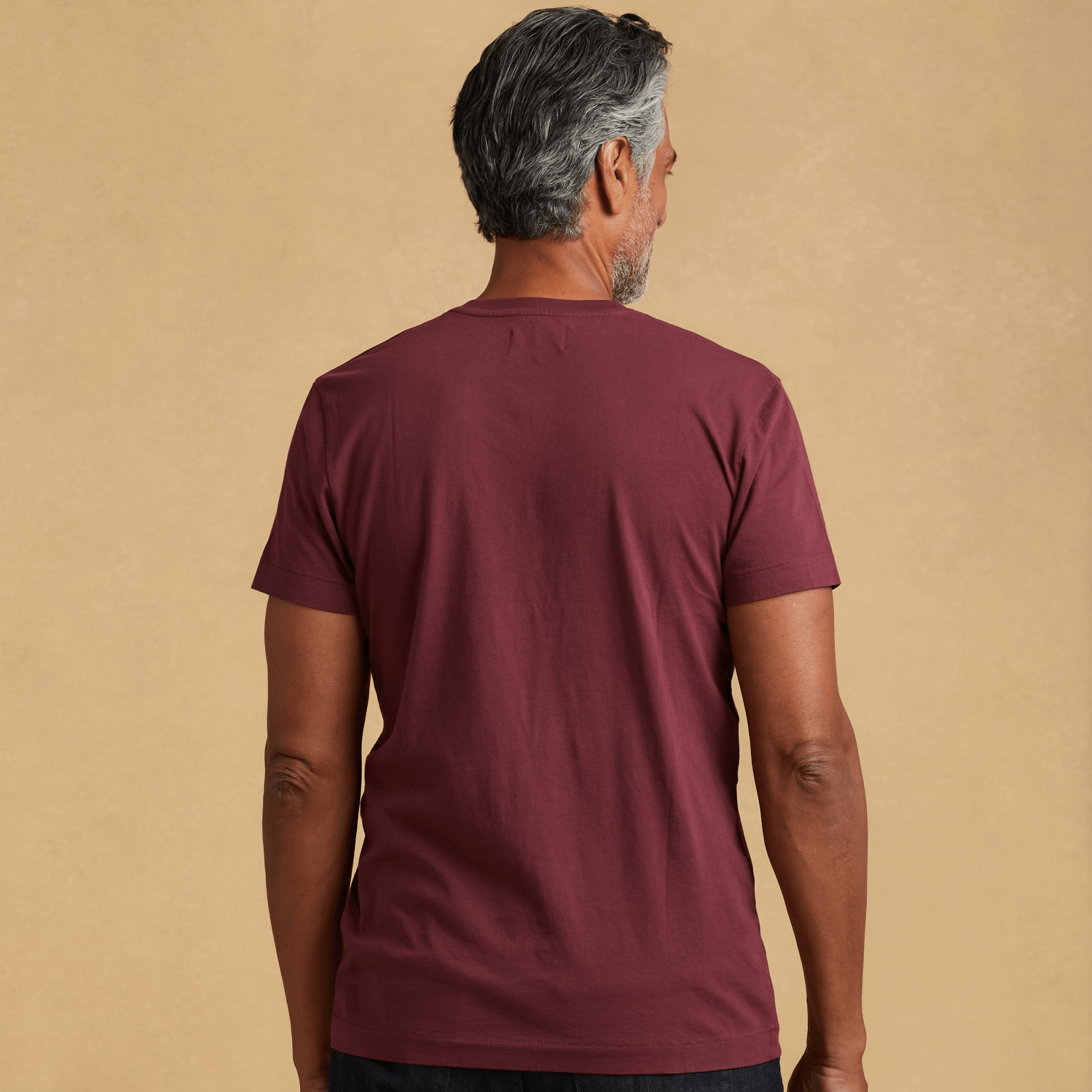 #color_burgundy organic cotton V-Neck t-shirt