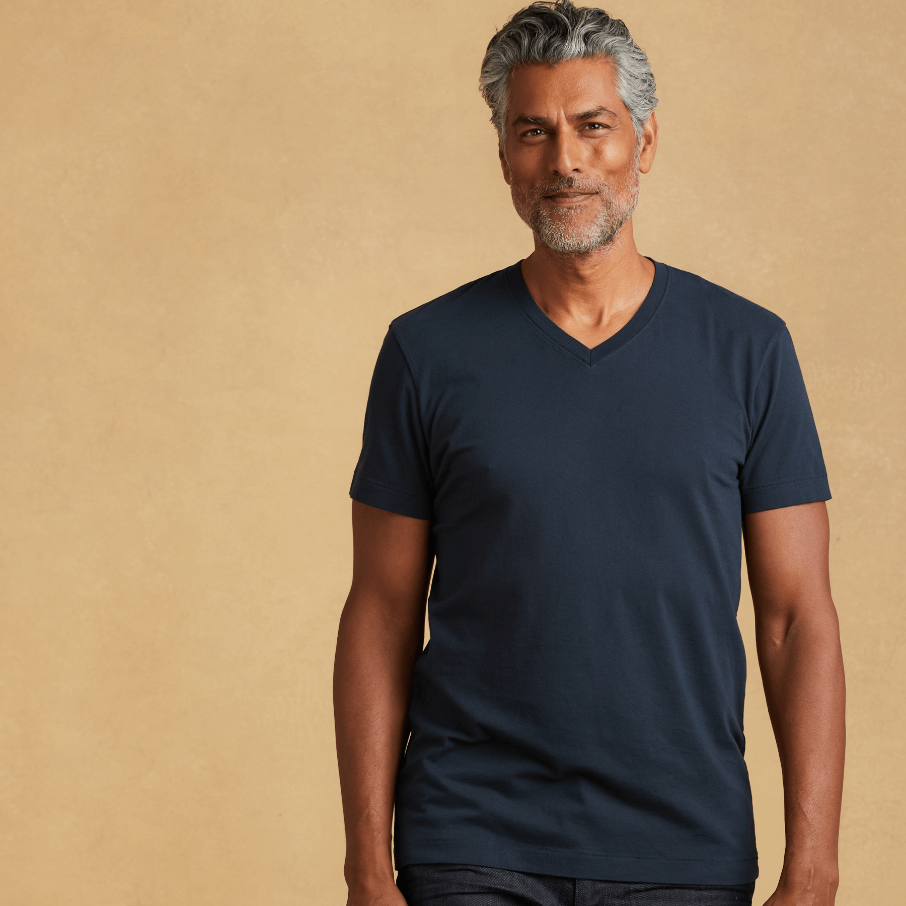 V neck online tee shirts