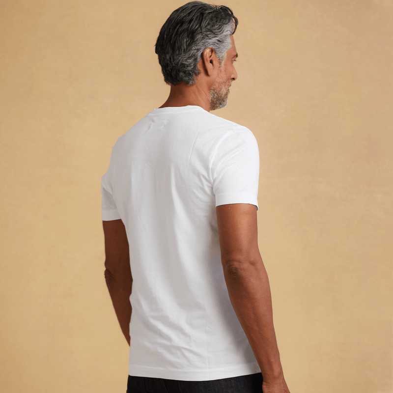 white organic cotton V-Neck t-shirt 