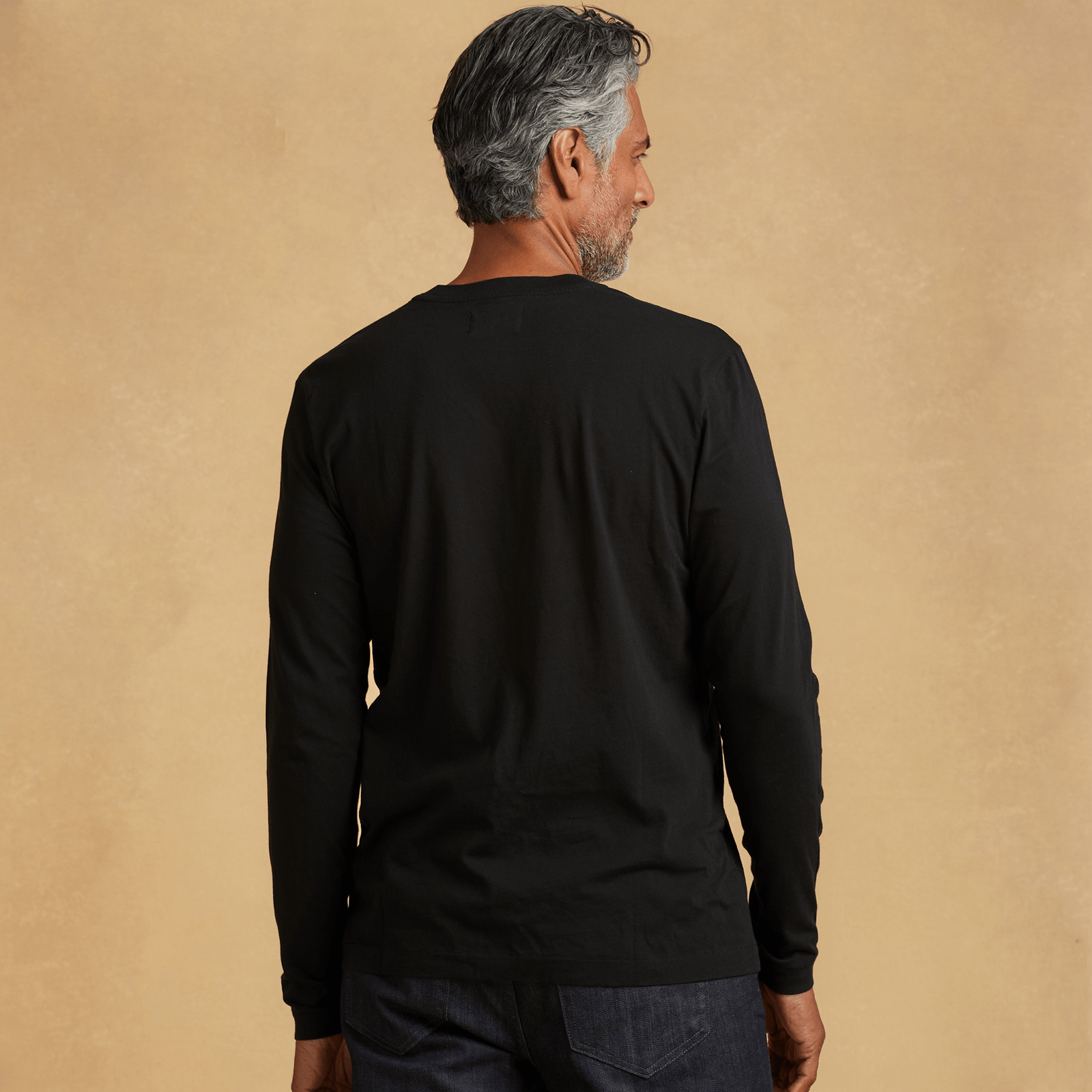 Mens long sleeve V-neck Classic T-Shirt