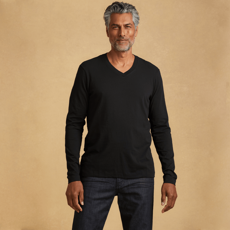 black organic cotton Long sleeve V-Neck t-shirt 