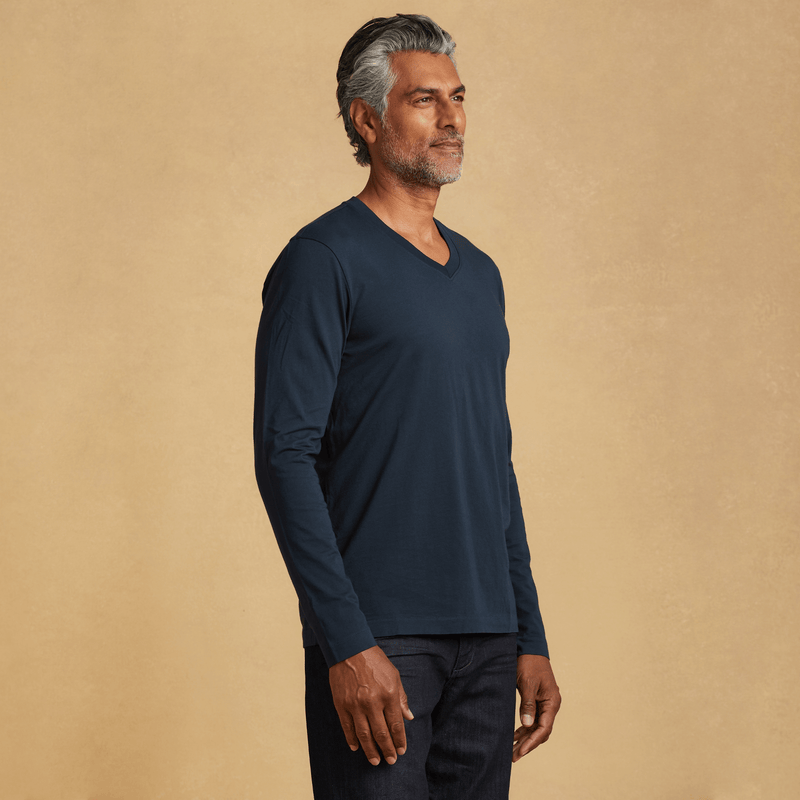 Mens long sleeve V-neck Classic T-Shirt – The Classic T-Shirt Company
