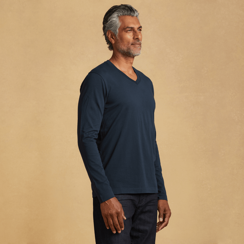 navy-blue organic cotton Long sleeve V-Neck t-shirt