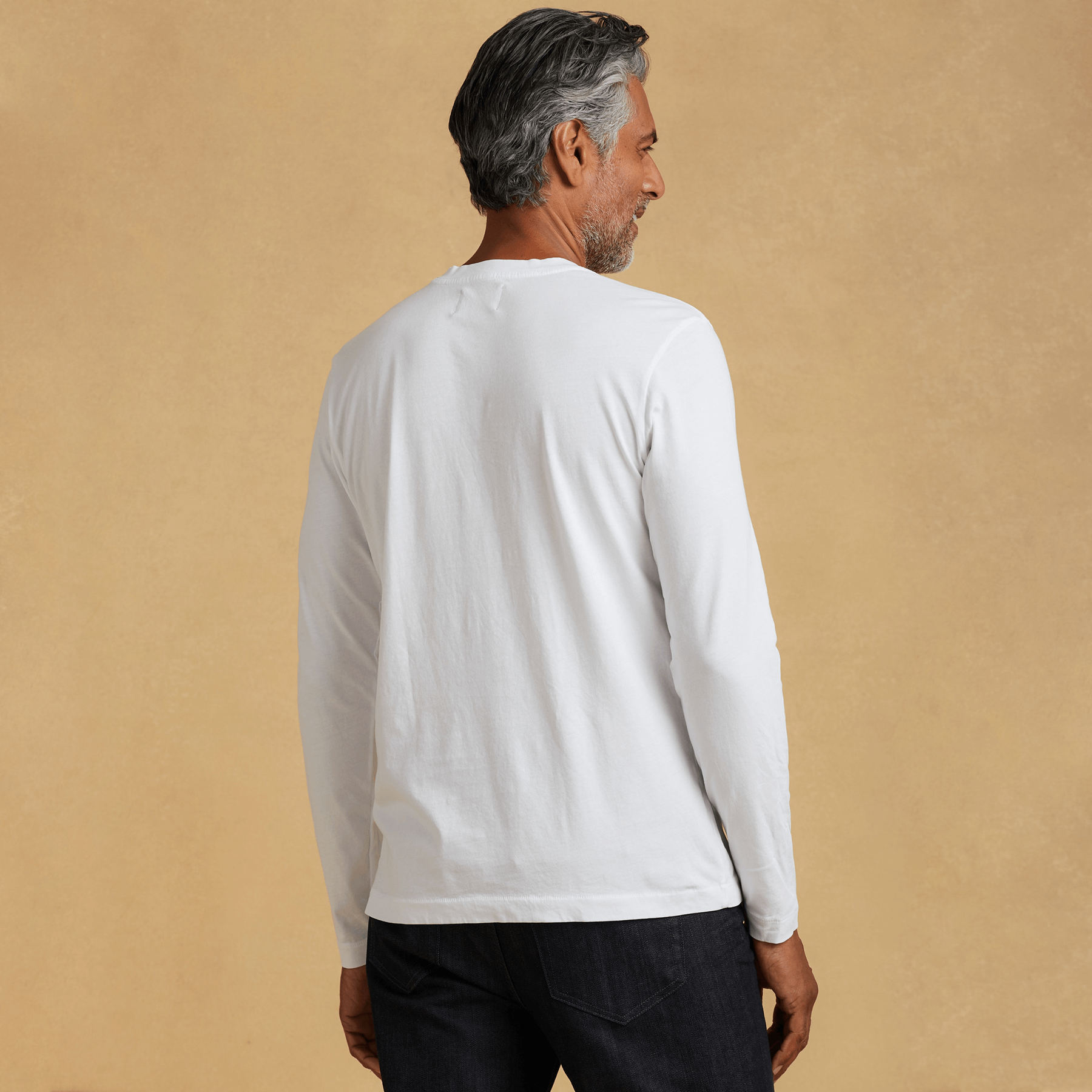 #color_white organic cotton Long sleeve V-Neck t-shirt 