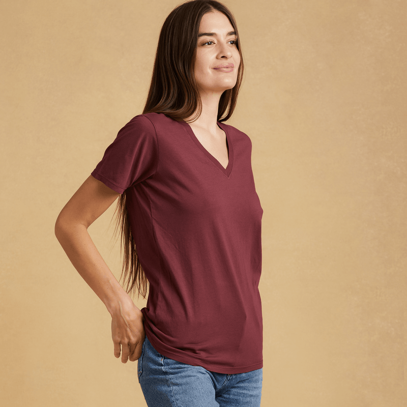 burgundy organic cotton V-Neck t-shirt 