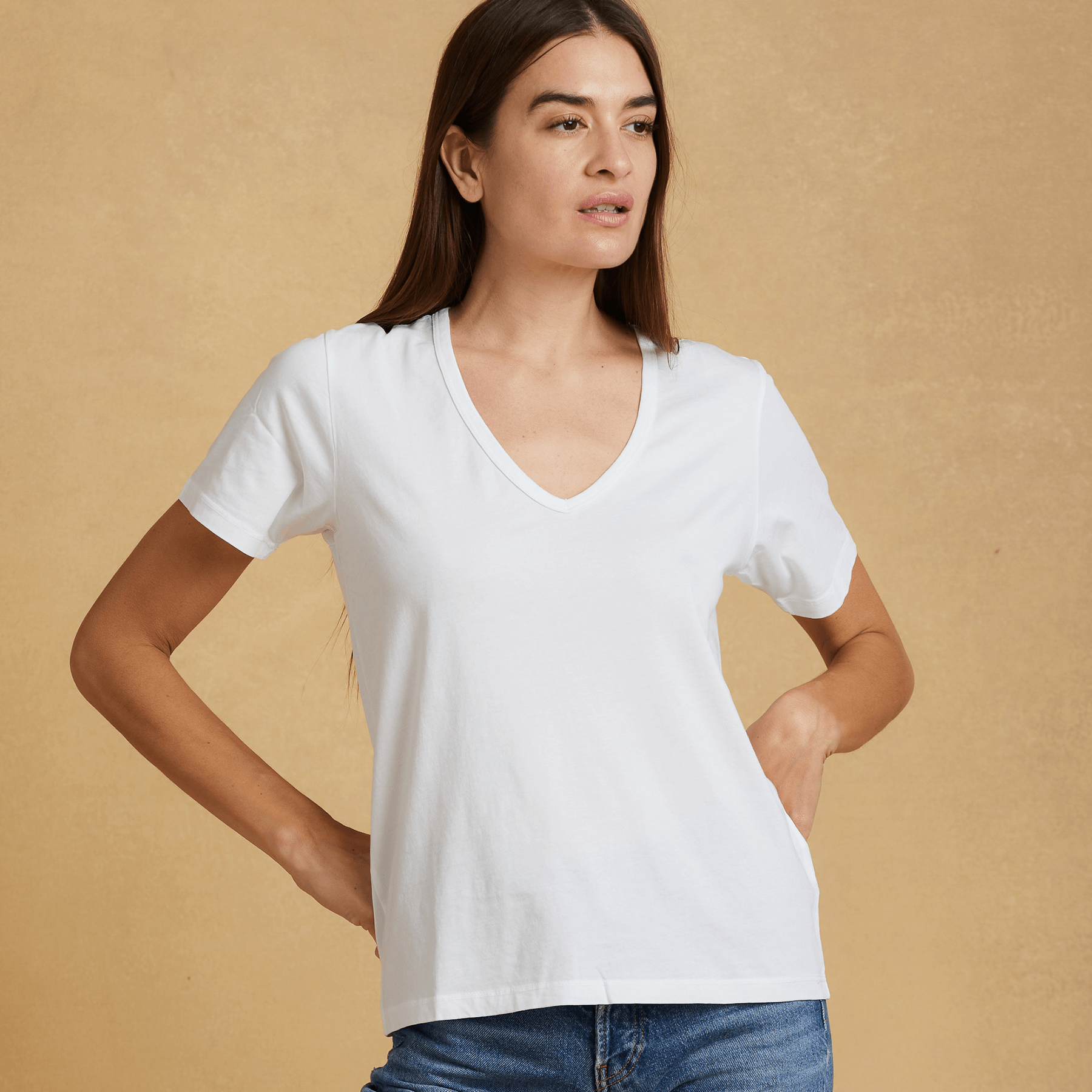 #color_white organic cotton Short Sleeve Deep V-neck t-shirt